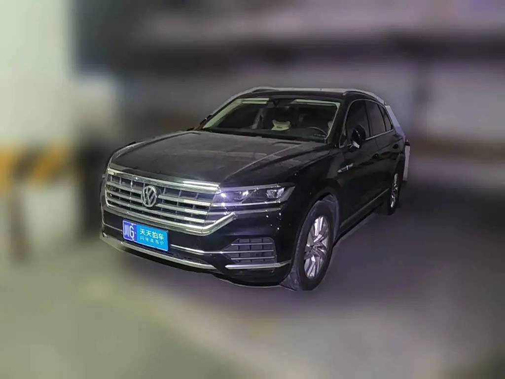 Volkswagen Touareg 2020 — Şəkil 1/13