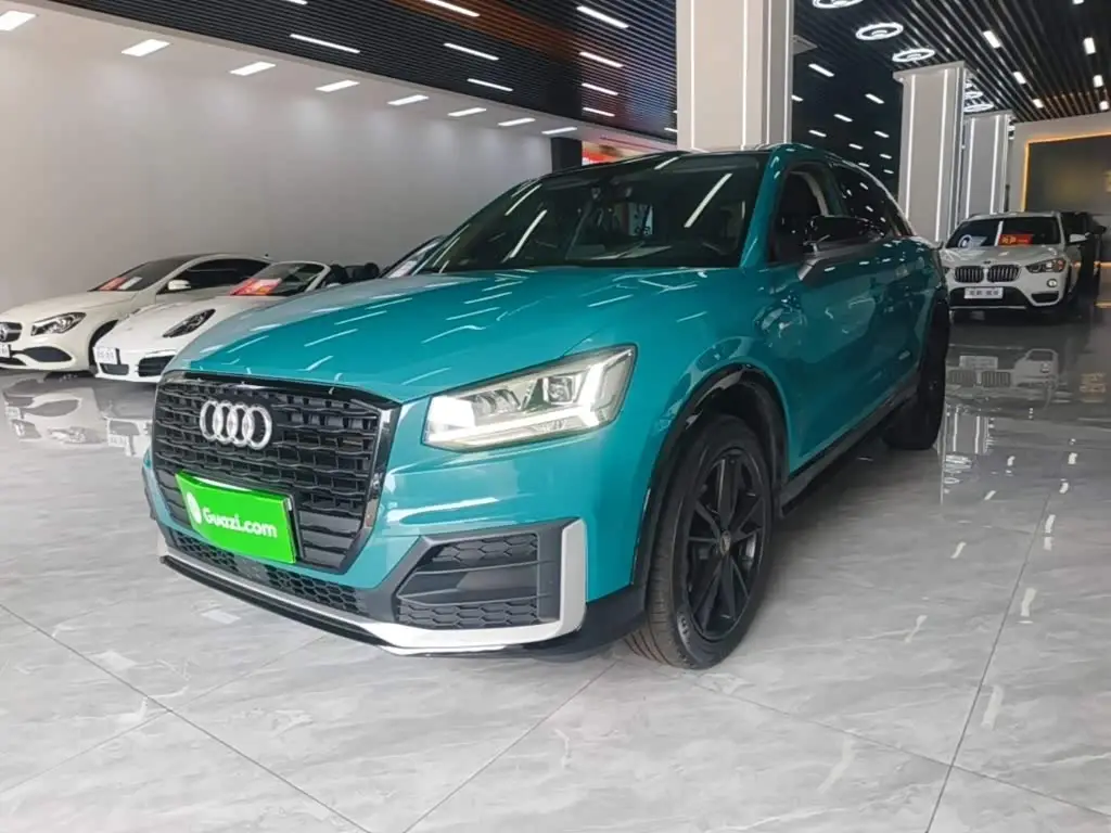 Audi Q2L, 2020