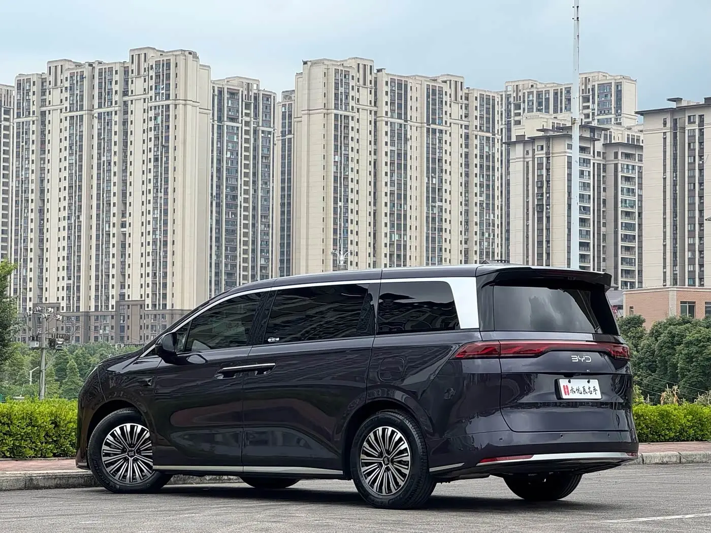 BYD Xia 2025 — Photo 12/15