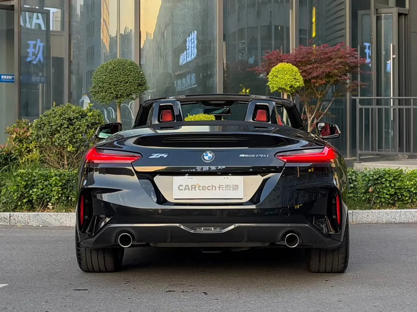 BMW Z4 2025 — Photo 4/12