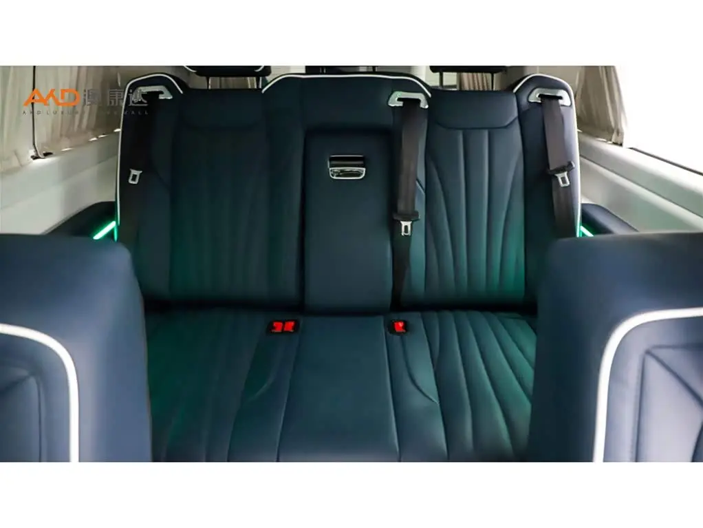 Lincoln Navigator 2021 — Photo 9/11