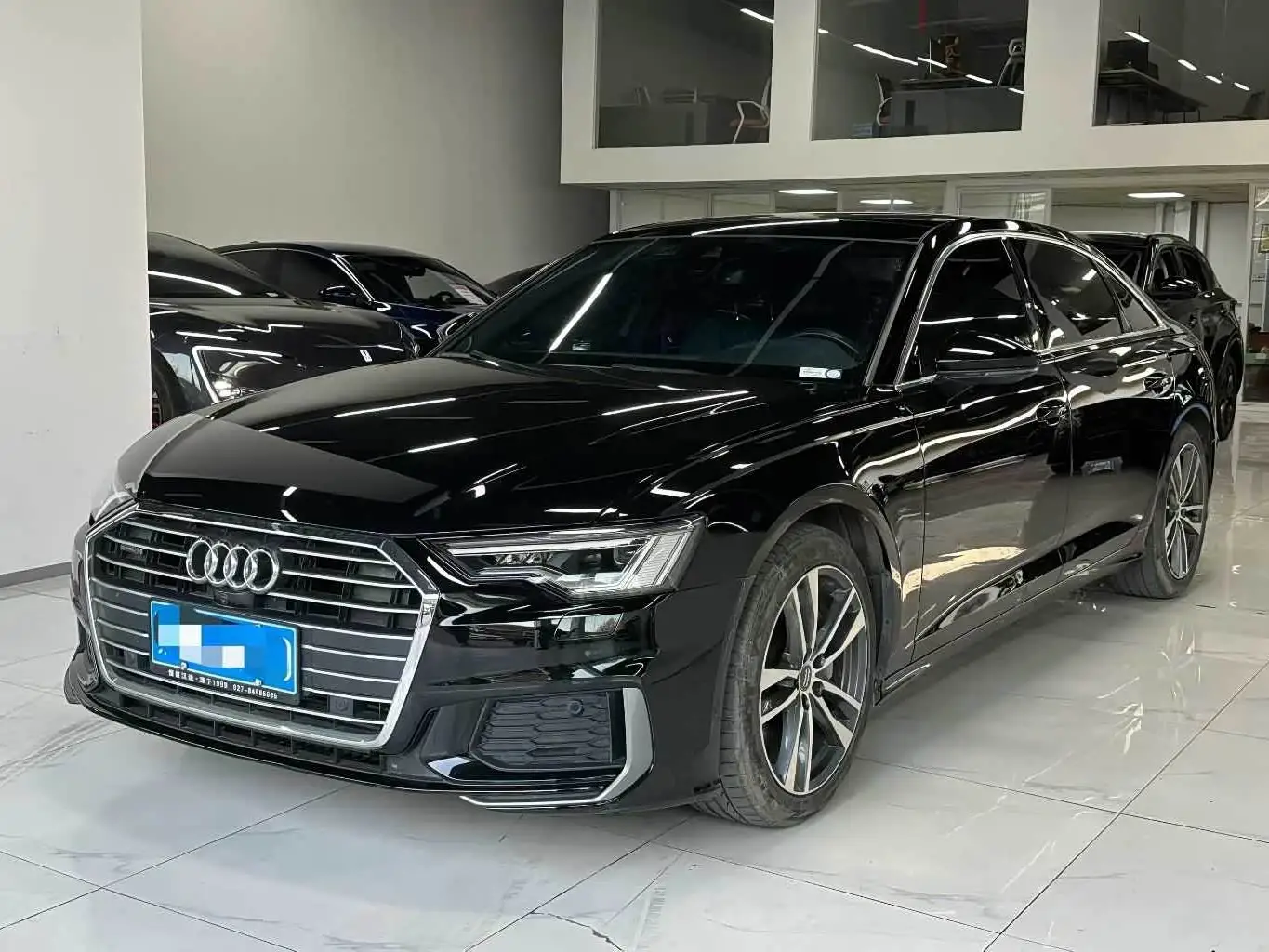 Audi A6L, 2021