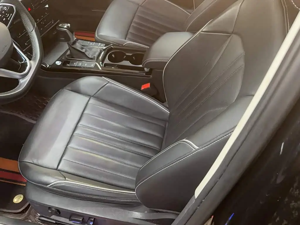 Volkswagen Passat New Energy 2023 — Фото 11/18