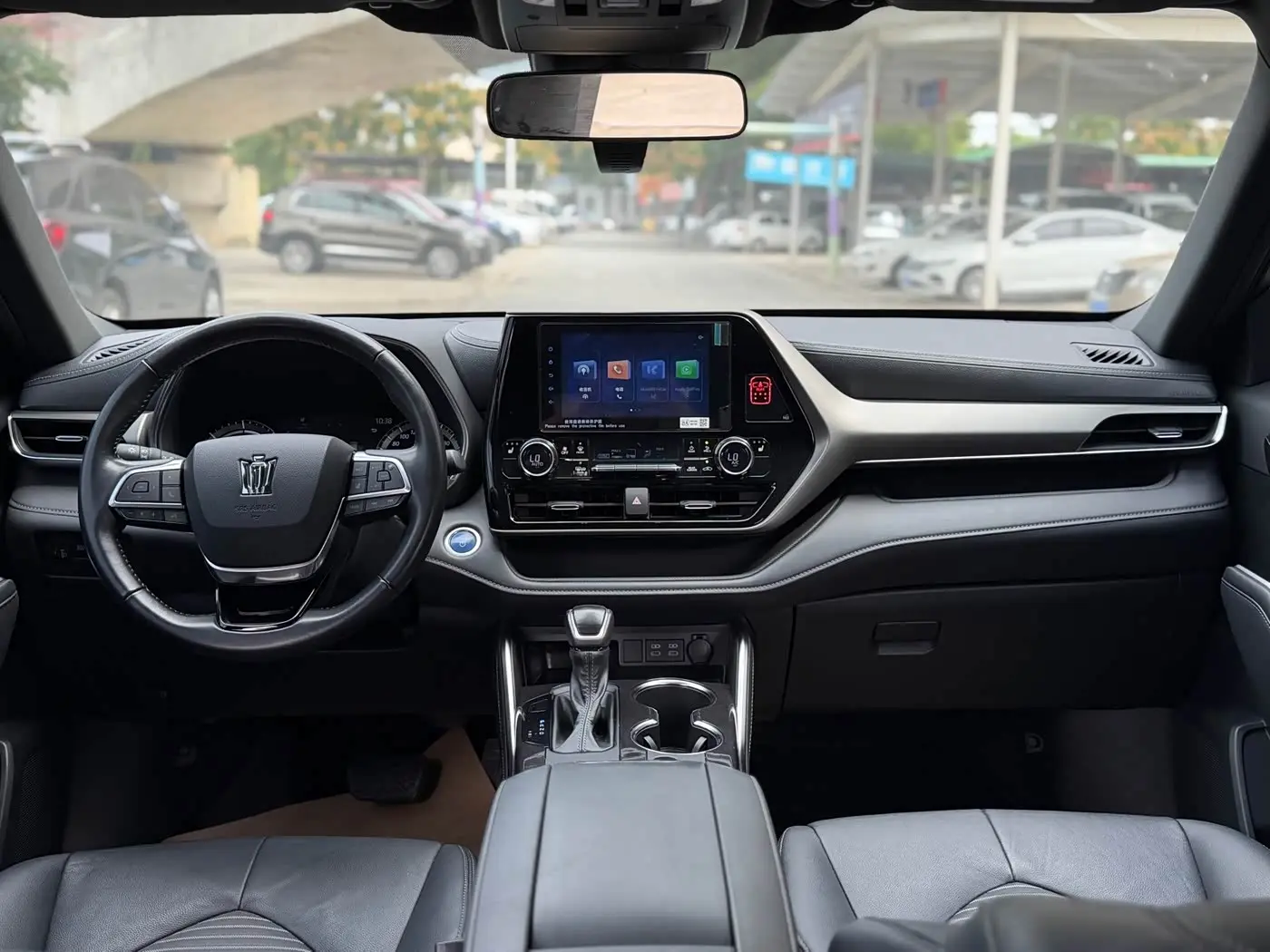 Toyota Crown Kluger 2022 — Şəkil 13/18