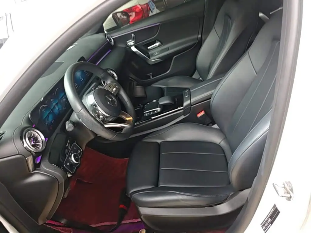 Mercedes-Benz A-Class 2022 — Фото 14/19