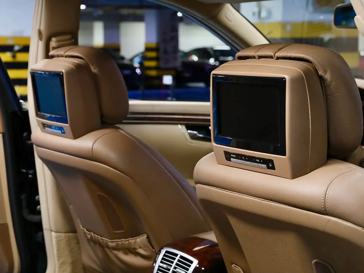 Mercedes-Benz S-Class 2008 — Photo 17/20