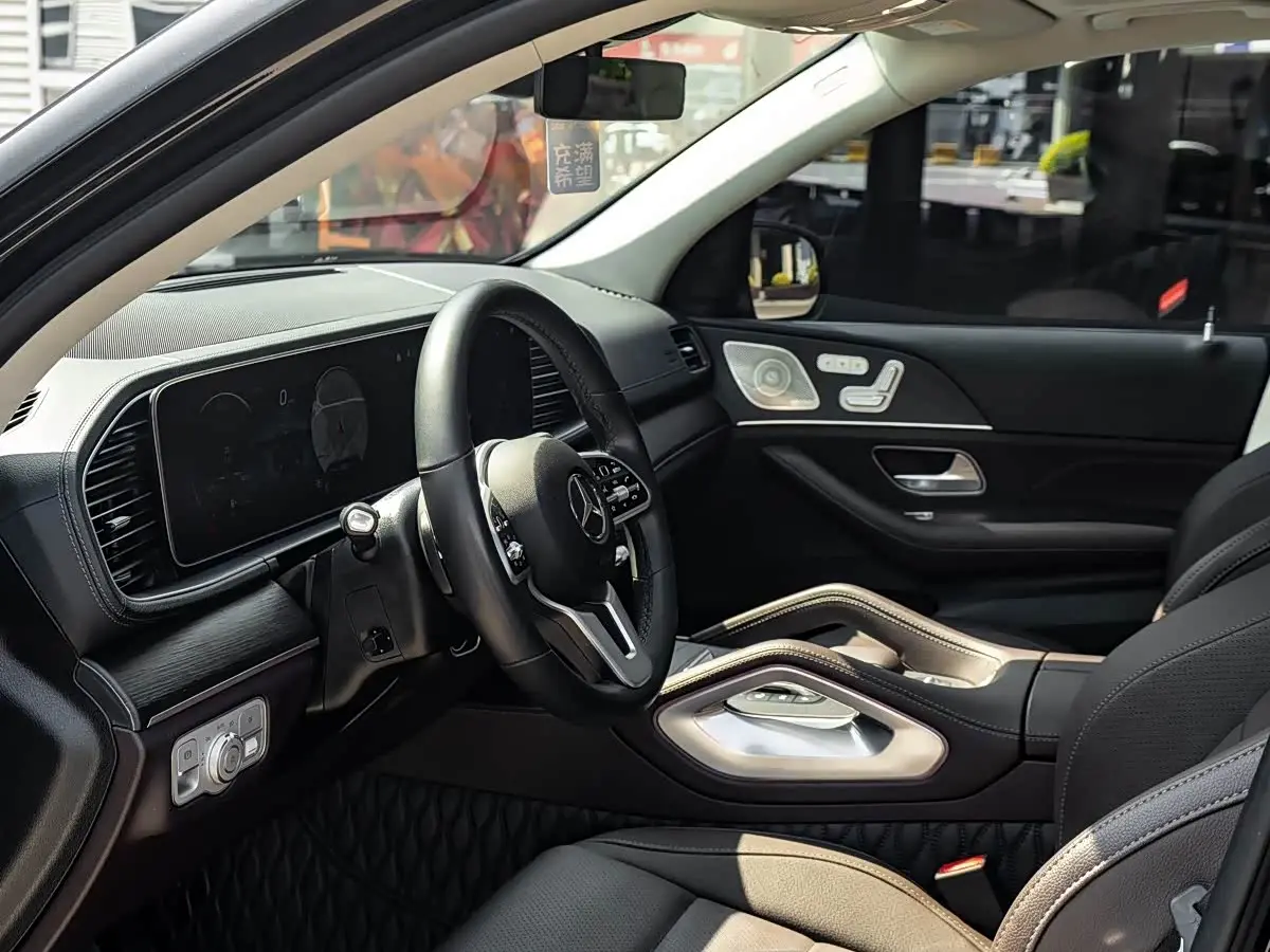 Mercedes-Benz GLE 2022 — Photo 5/20
