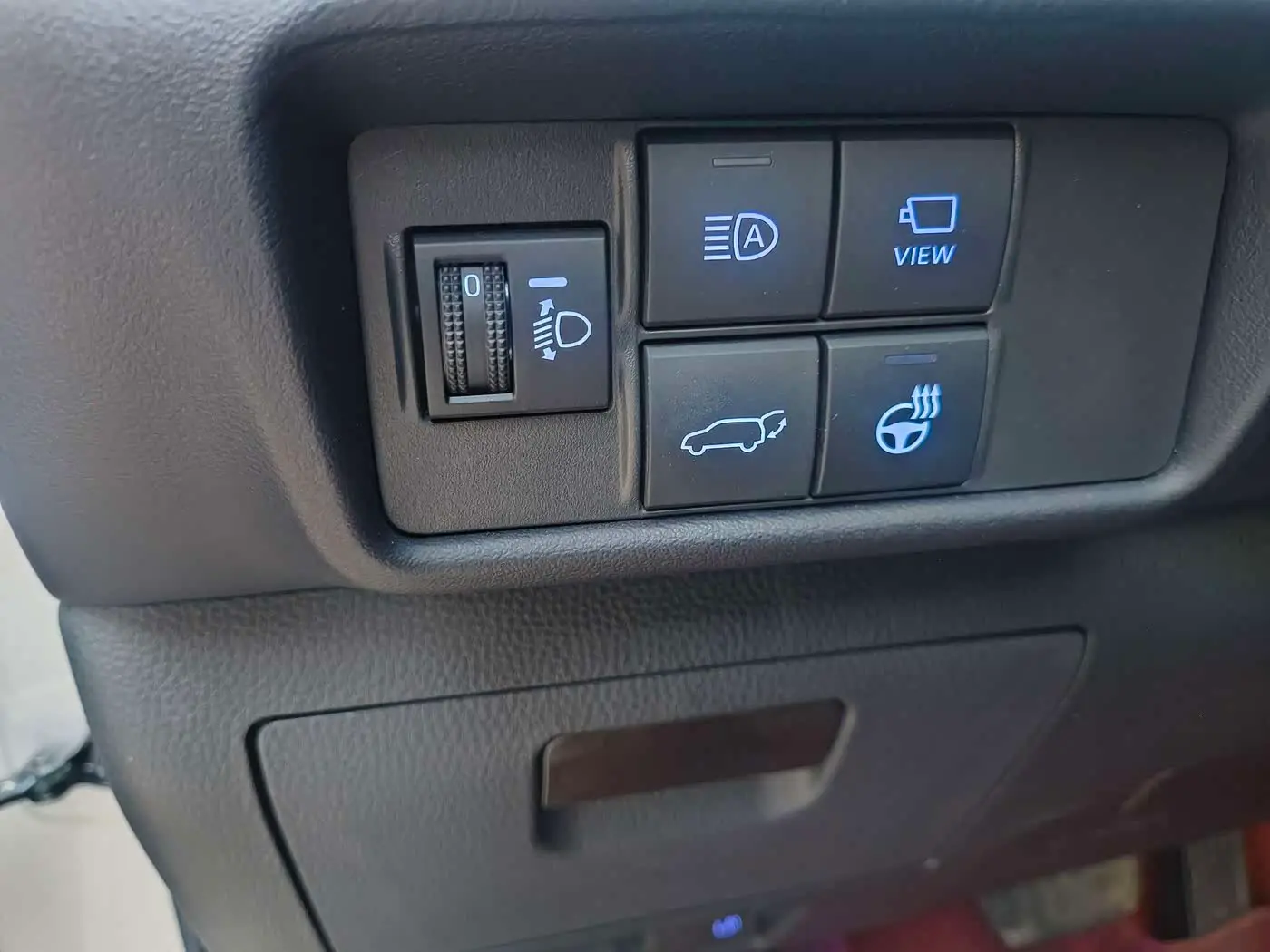 Toyota Highlander 2021 — Photo 8/20