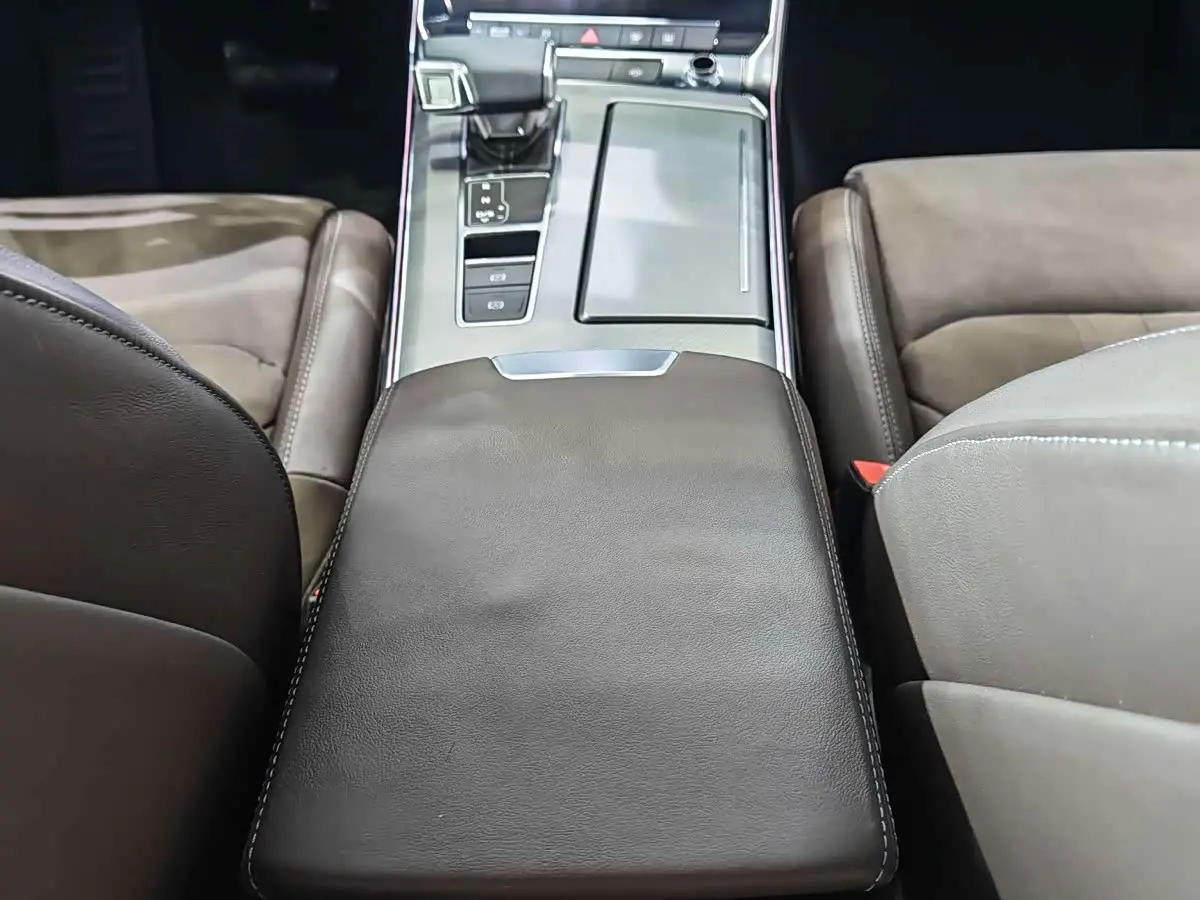 Audi A7L 2023 — ფოტო 11/20
