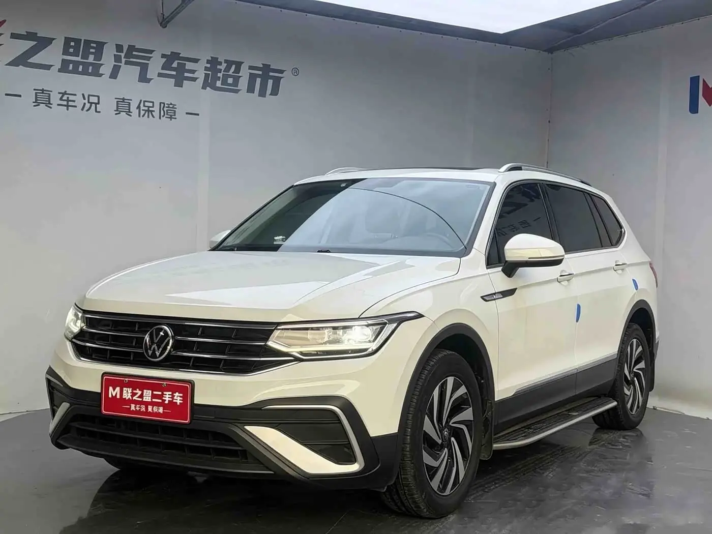 Volkswagen Tiguan L 2023 — Фото 1/20