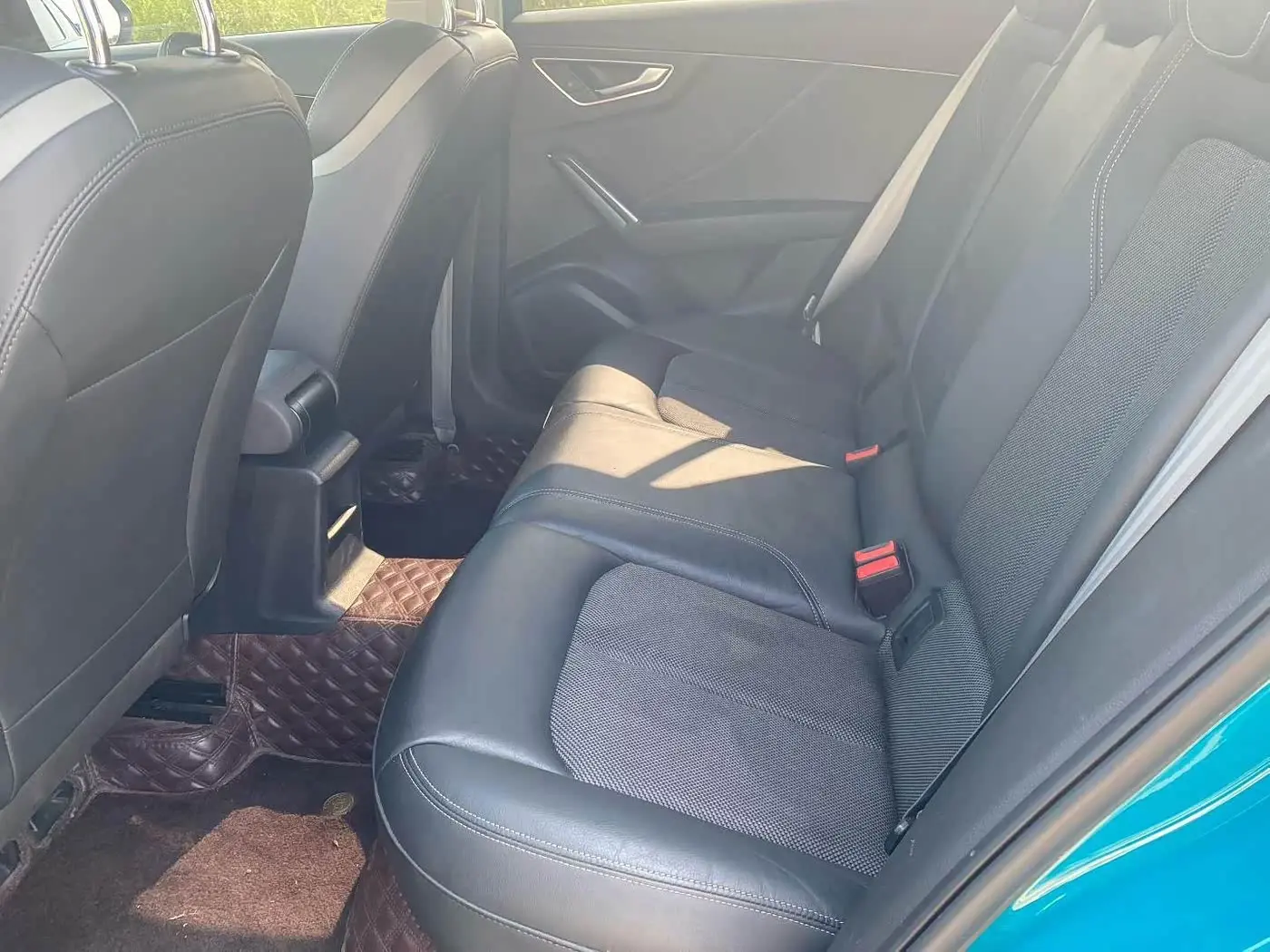 Audi Q2L 2021 — Photo 6/9