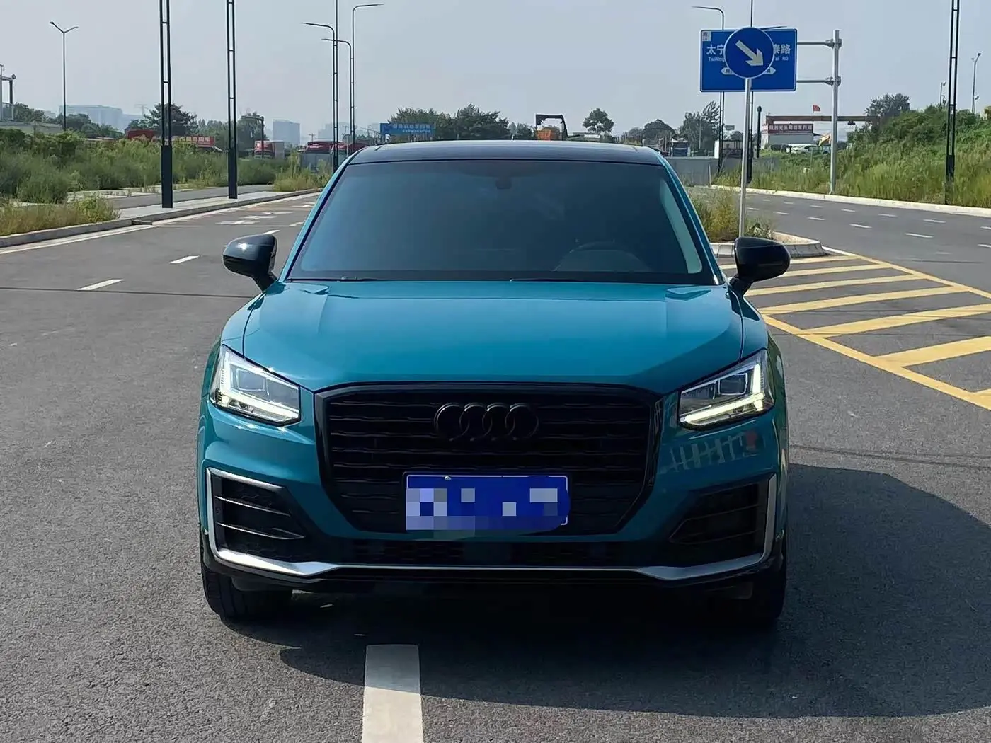 Audi Q2L 2021 — Photo 2/9