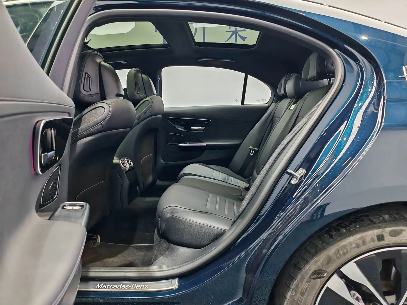 Mercedes-Benz C-Class New Energy 2024 — Photo 12/19