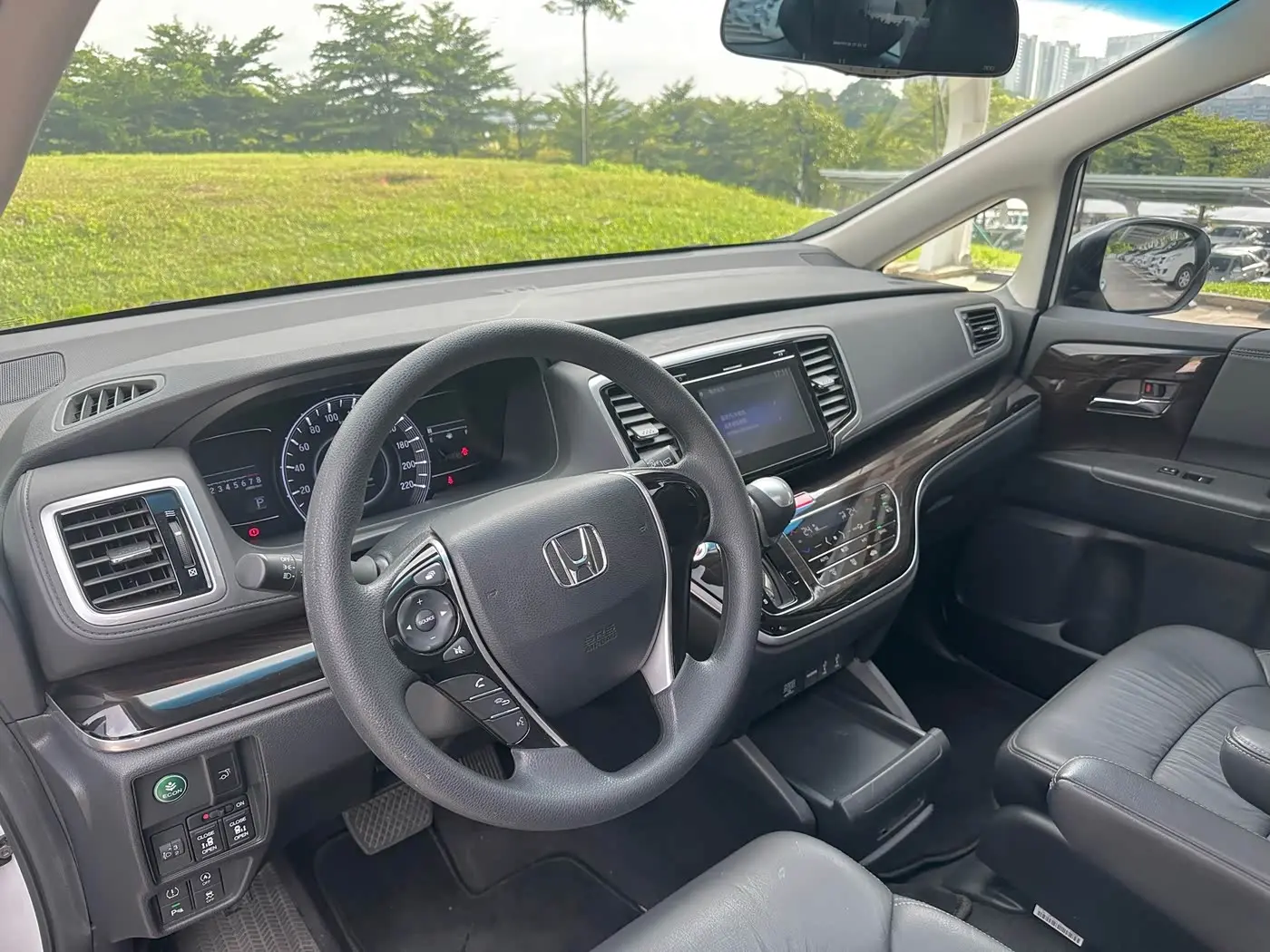 Honda Odyssey 2019 — Şəkil 17/20