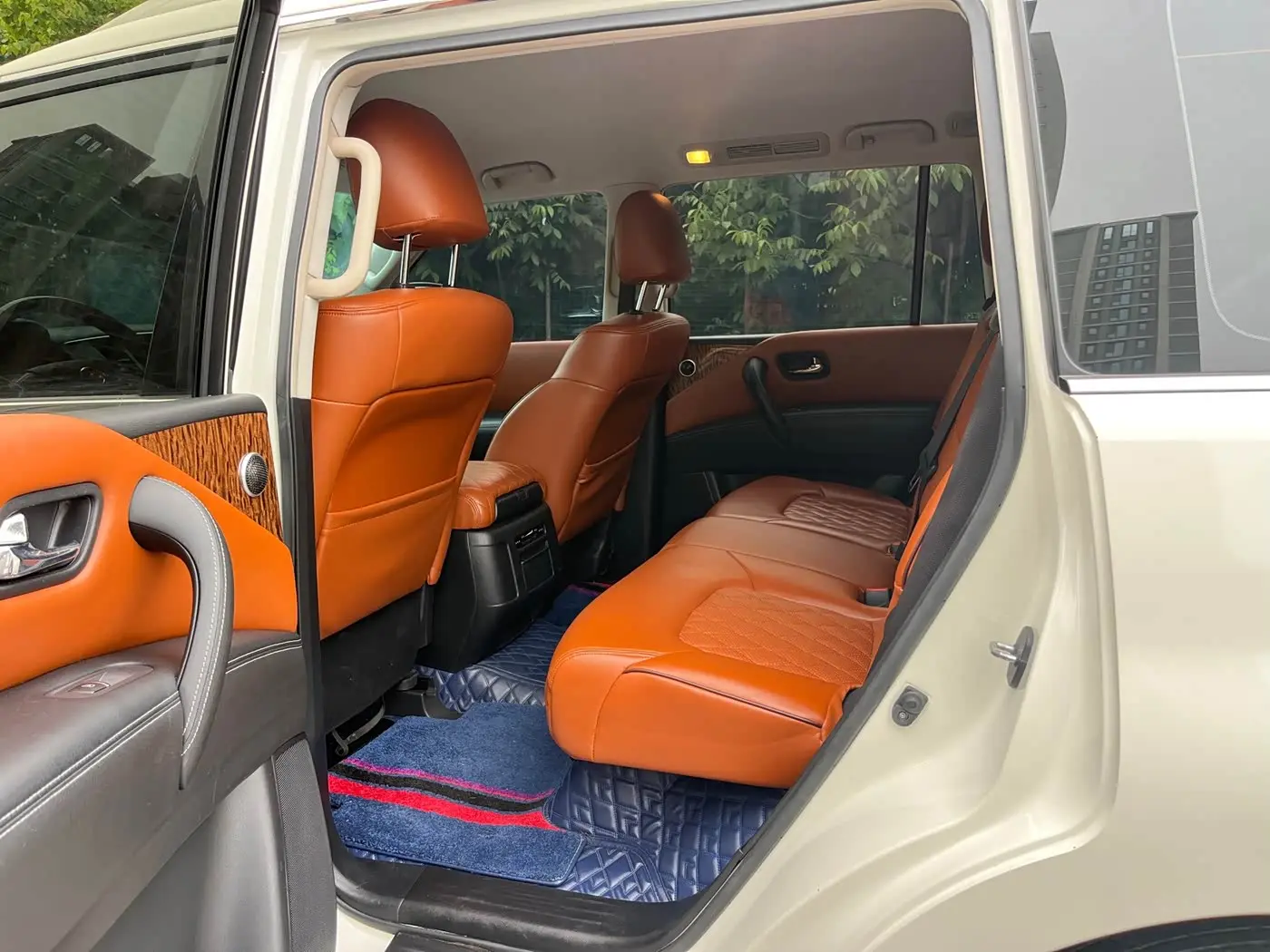 Nissan Patrol 2020 — Photo 9/20