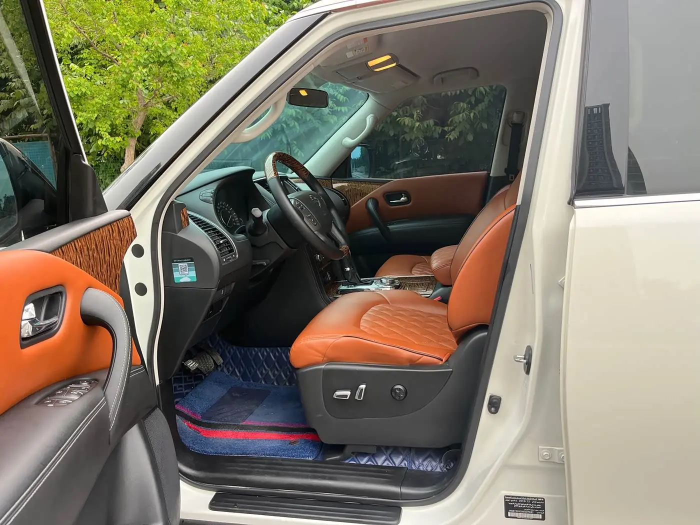 Nissan Patrol 2020 — Photo 8/20