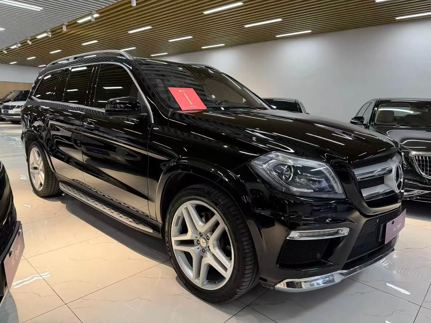 Mercedes-Benz GL-Class 2013 — Photo 1/16