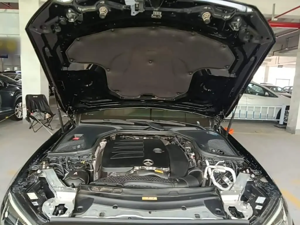 Mercedes-Benz E-Class 2023 — Photo 20/20
