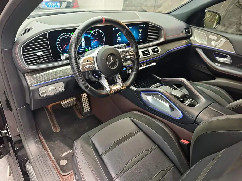 Mercedes-Benz GLE Coupe AMG 2021 — Photo 6/19