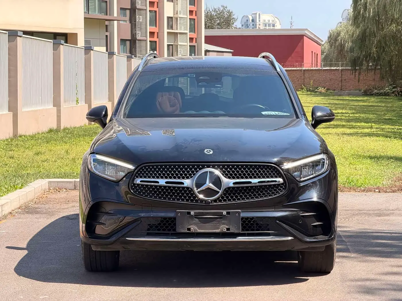 Mercedes-Benz GLC 2023 — Photo 2/9