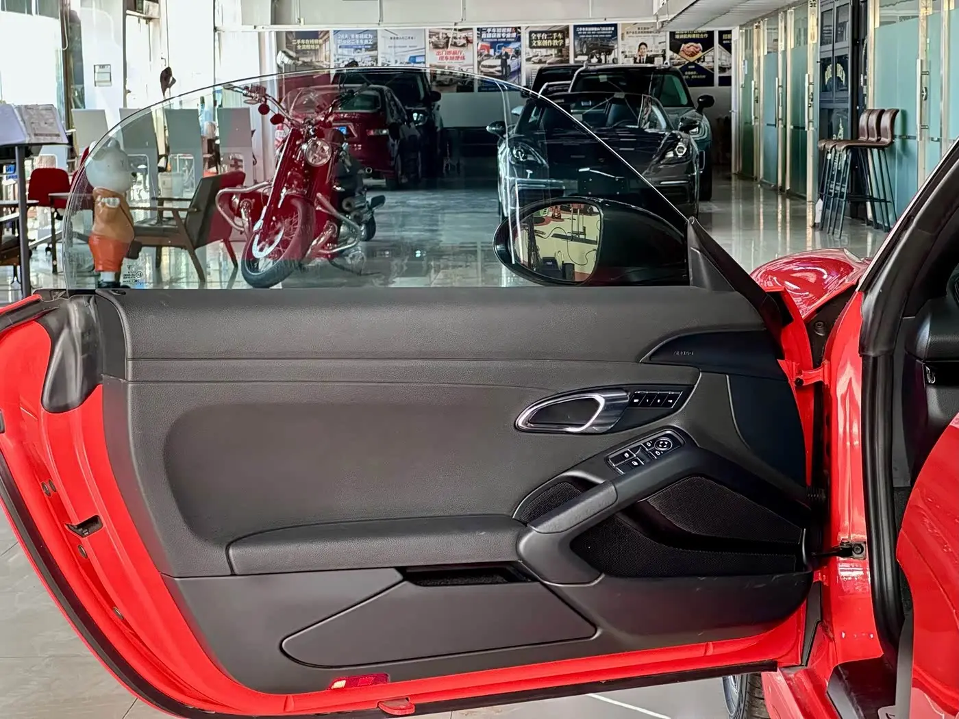 Porsche 718 2020 — Photo 17/20
