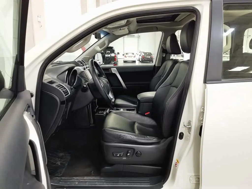Toyota Prado 2017 — Şəkil 10/20