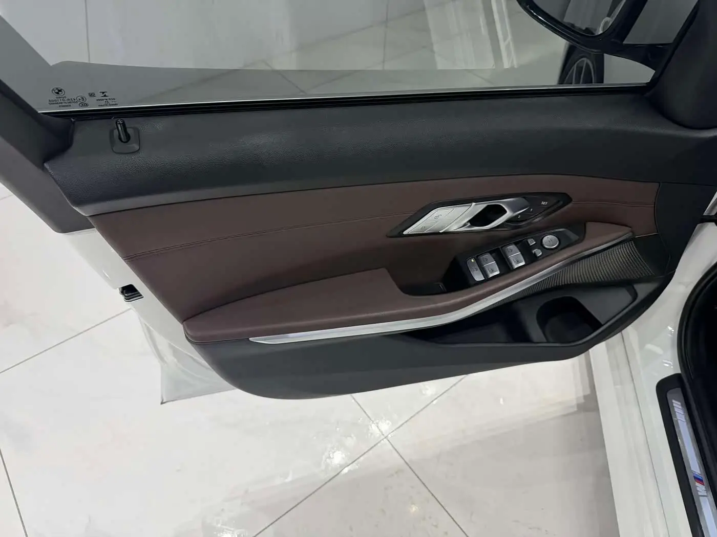BMW 3 Series 2021 — Şəkil 8/20