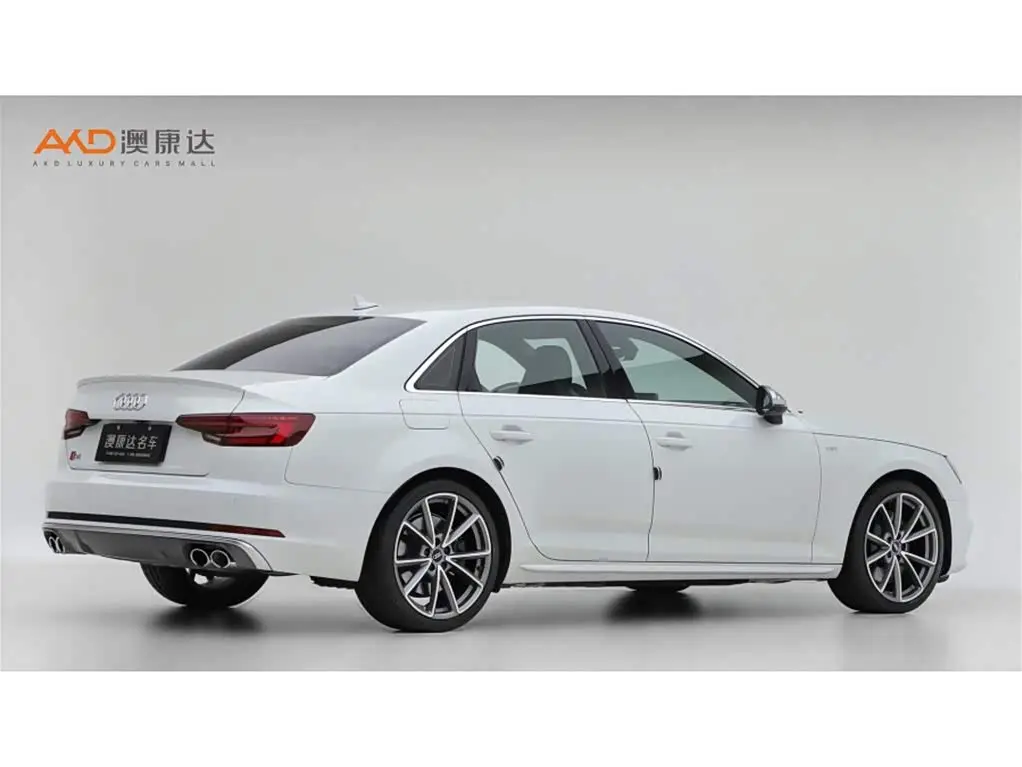 Audi S4 2018 — Photo 3/10