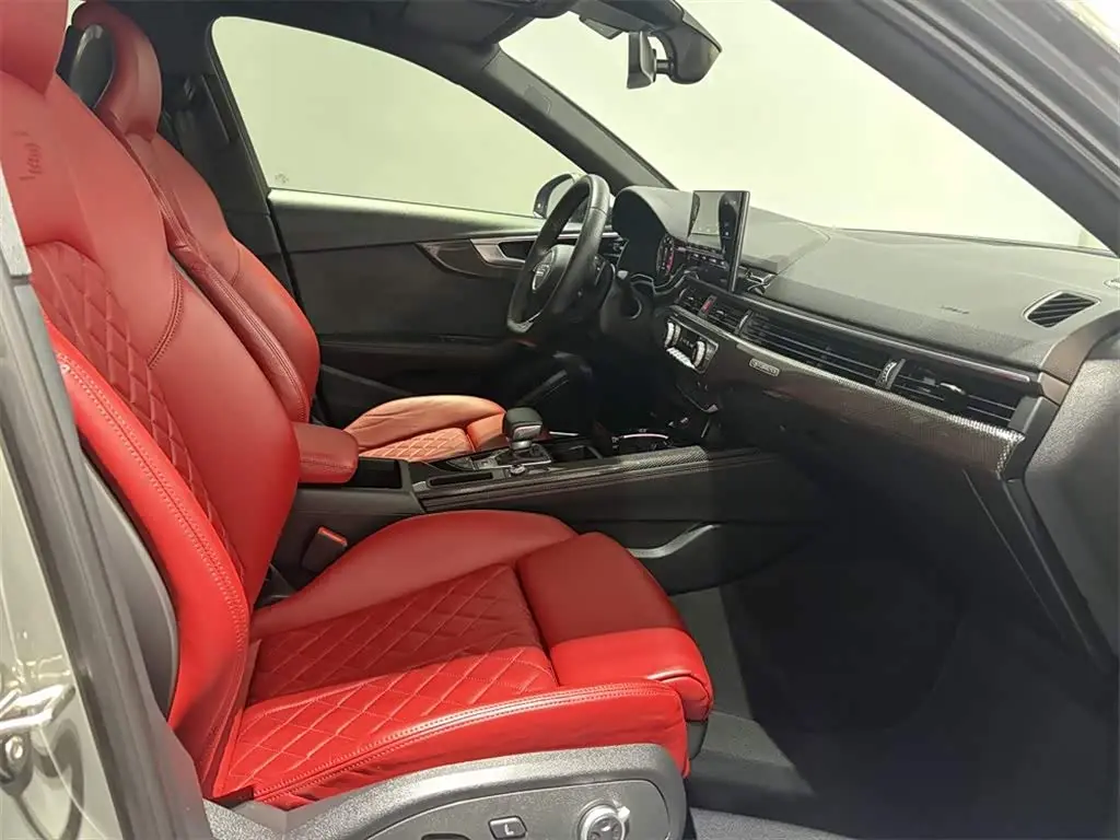 Audi S4 2023 — Photo 13/18
