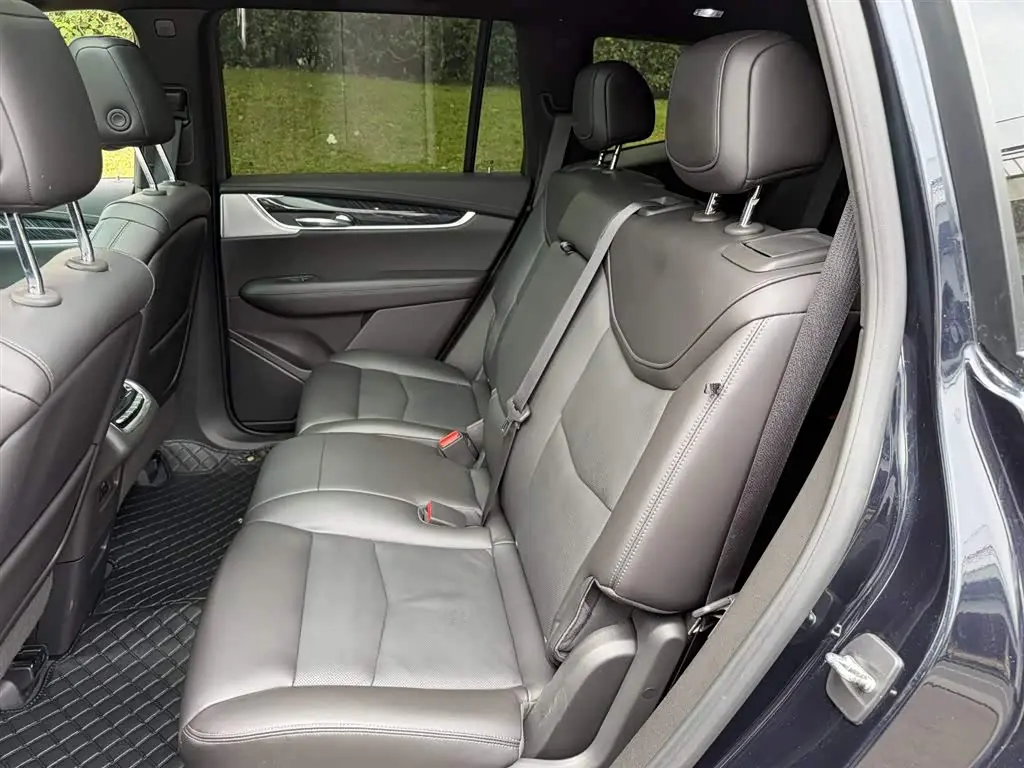 Cadillac XT6 2021 — Фото 10/11
