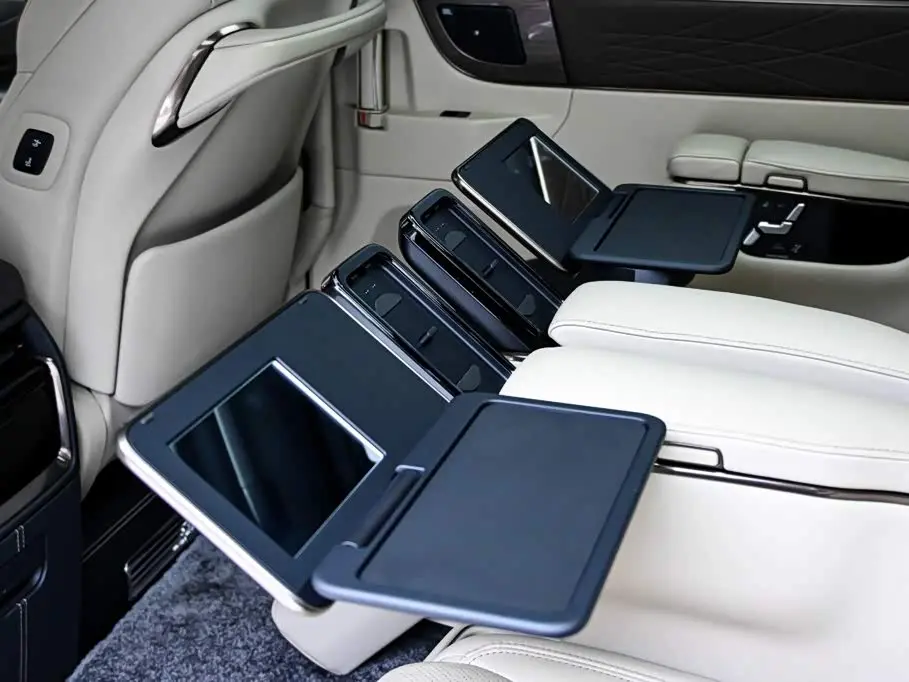 Toyota Vellfire 2023 — Фото 16/20