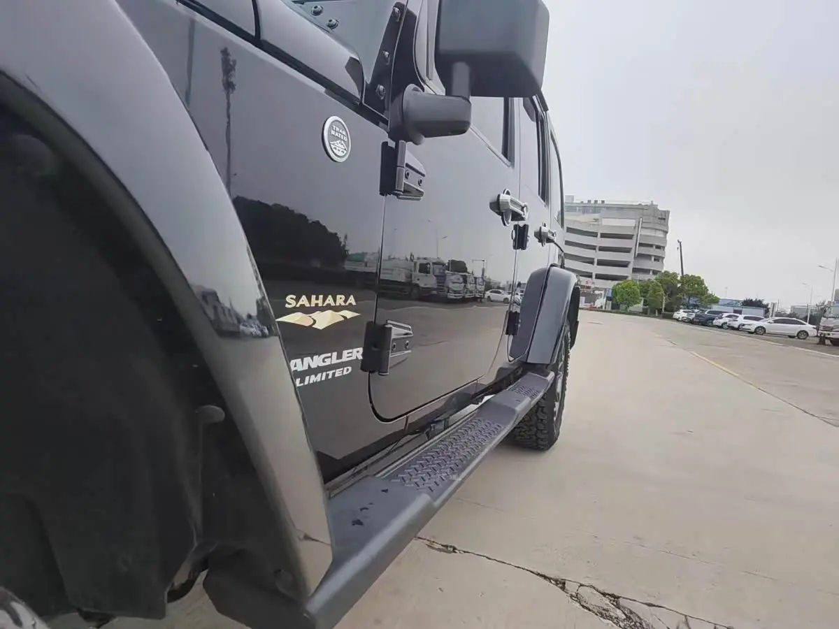 Jeep Wrangler 2016 — Photo 19/20
