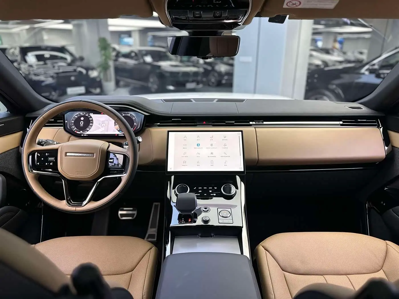 Land Rover Range Rover Sport 2023 — Фото 15/20
