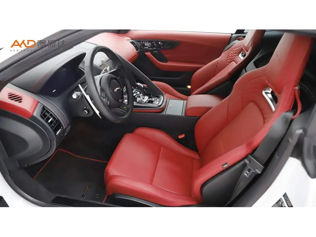 Jaguar F-TYPE 2024 — Photo 7/10