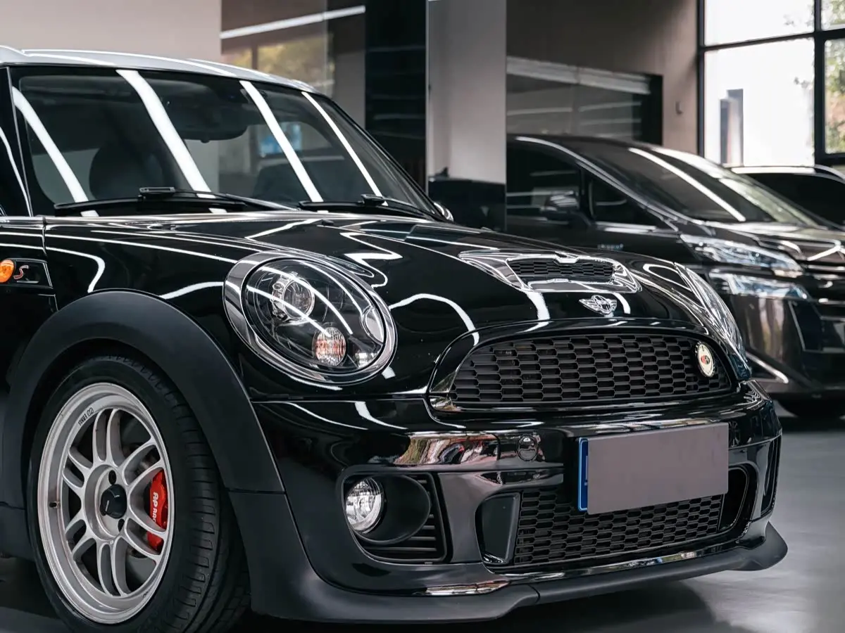 MINI CLUBMAN 2013 — Фото 8/20