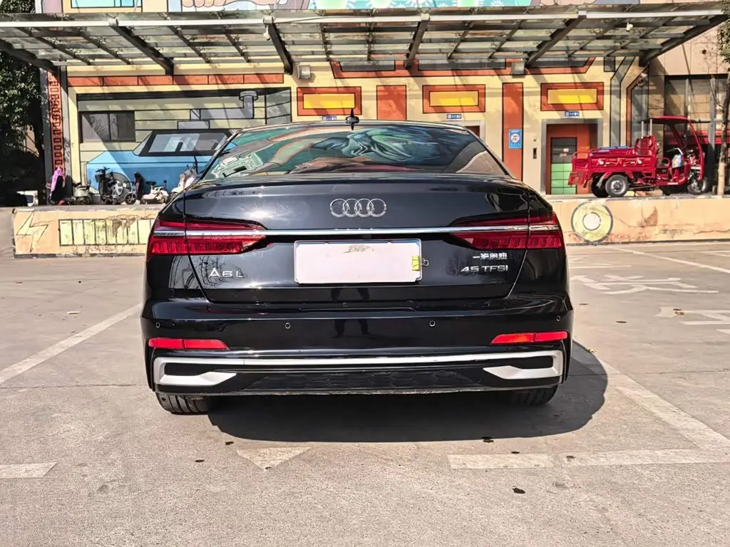 Audi A6L 2023 — Фото 16/20
