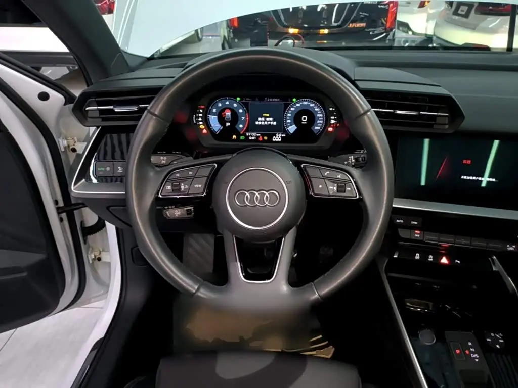Audi A3 2021 — Şəkil 11/20