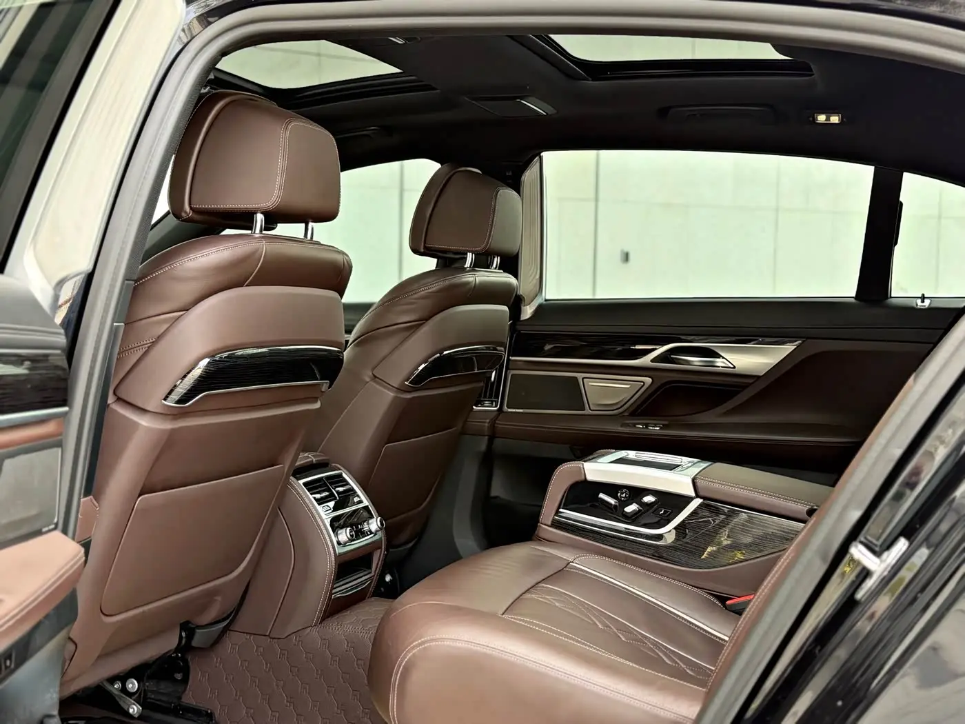 BMW 7 Series 2019 — Şəkil 7/20