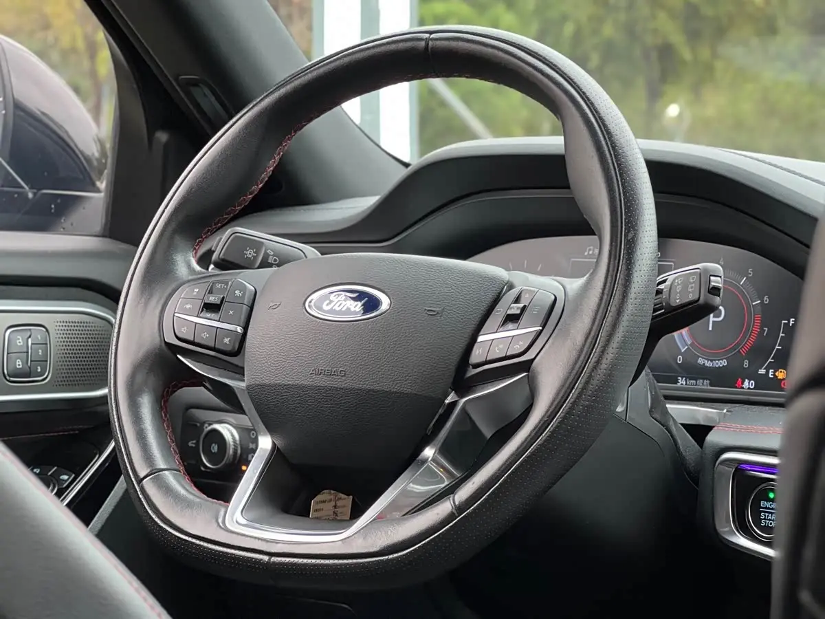Ford Explorer 2022 — Şəkil 12/15