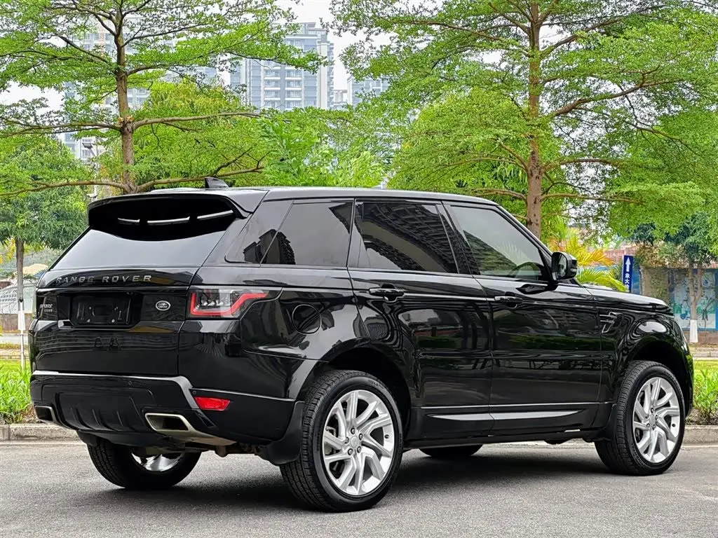 Land Rover Range Rover Sport 2018 — Фото 8/20