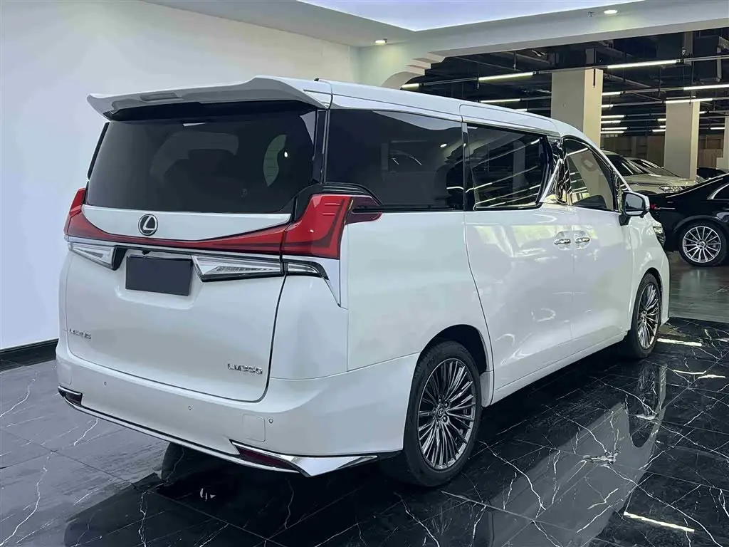 Toyota Alphard 2014 — Photo 18/20