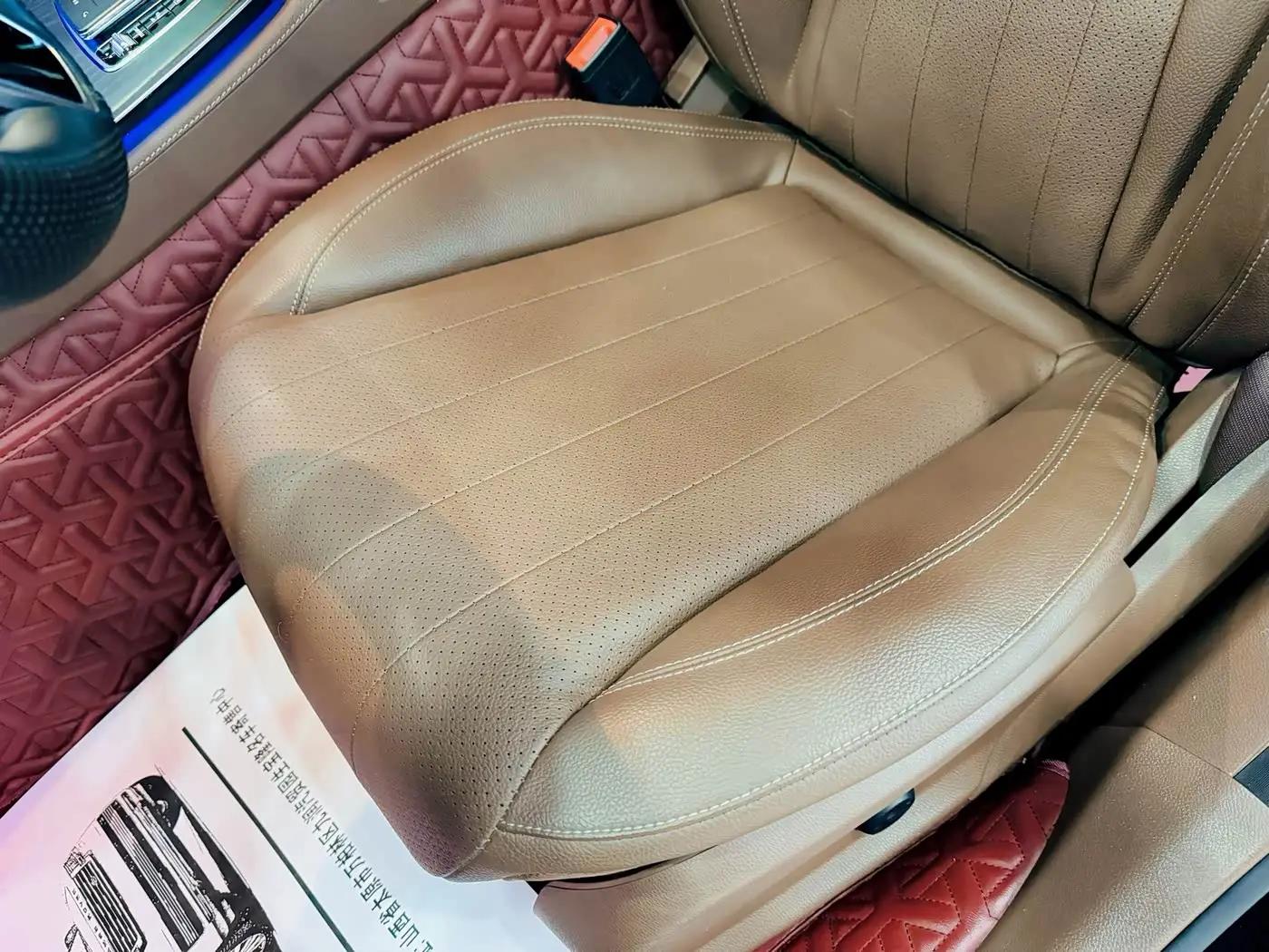 Mercedes-Benz E-Class 2022 — Фото 12/19