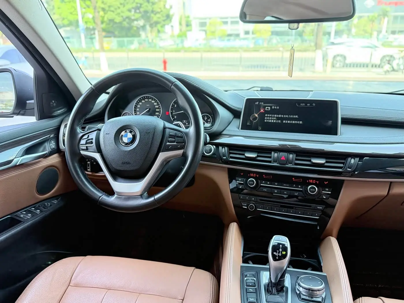 BMW X6 2015 — Photo 7/16