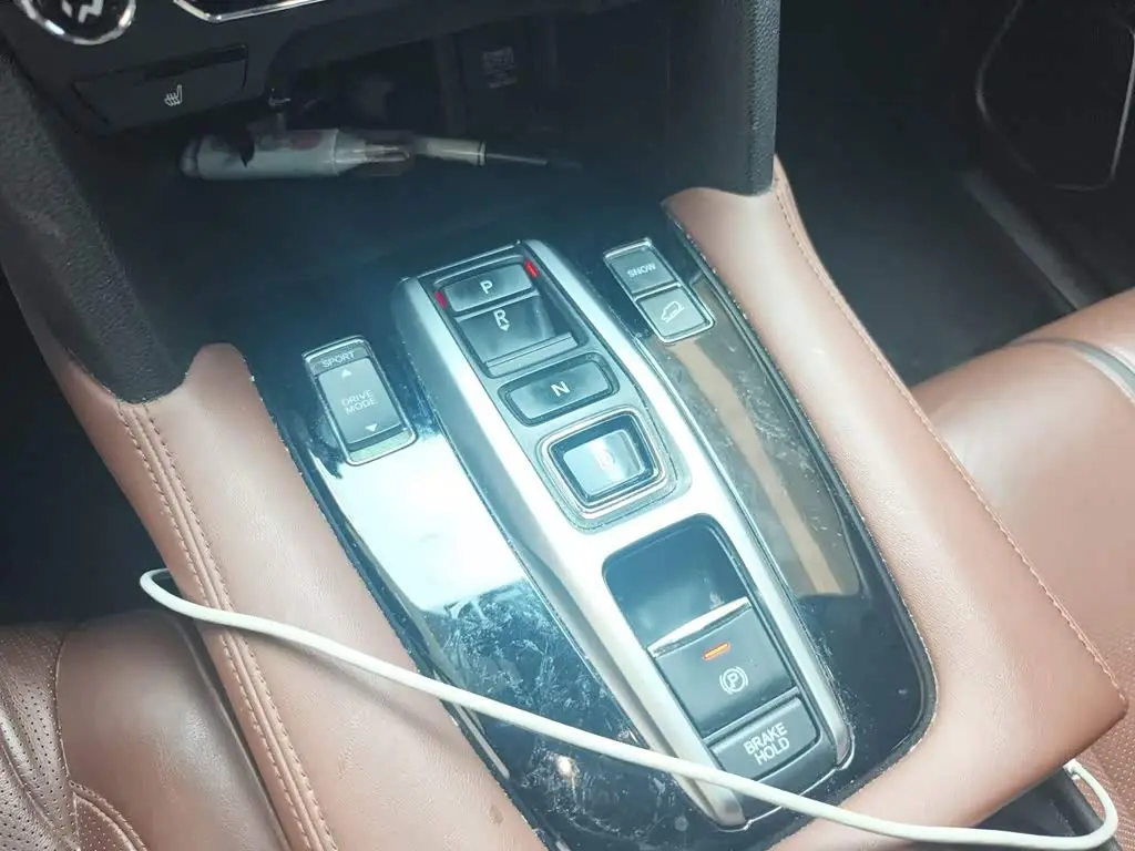 Honda UR-V 2020 — Şəkil 10/20