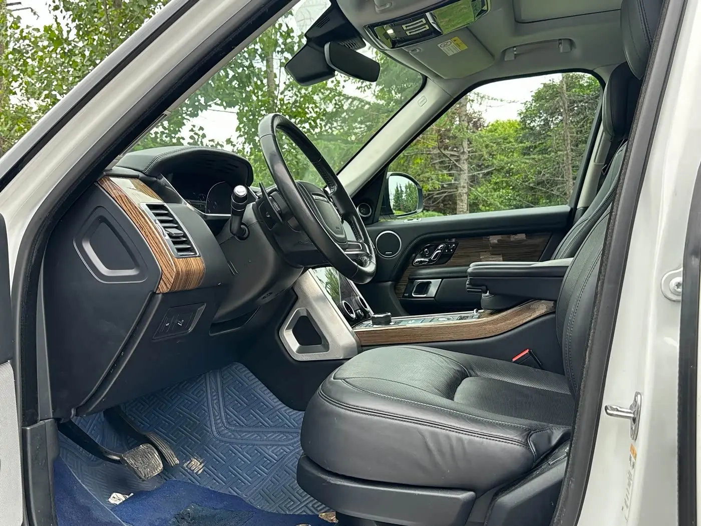 Land Rover Range Rover 2018 — Фото 8/19