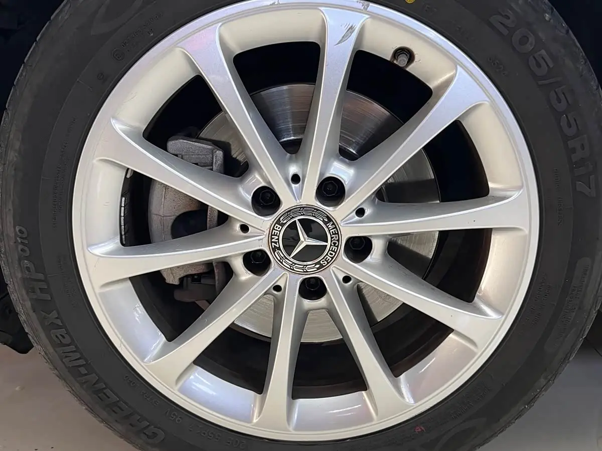 Mercedes-Benz A-Class 2021 — Фото 19/20