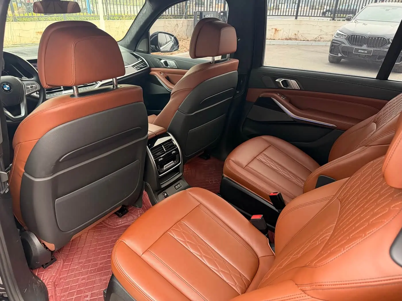 BMW X7 2023 — Photo 15/20