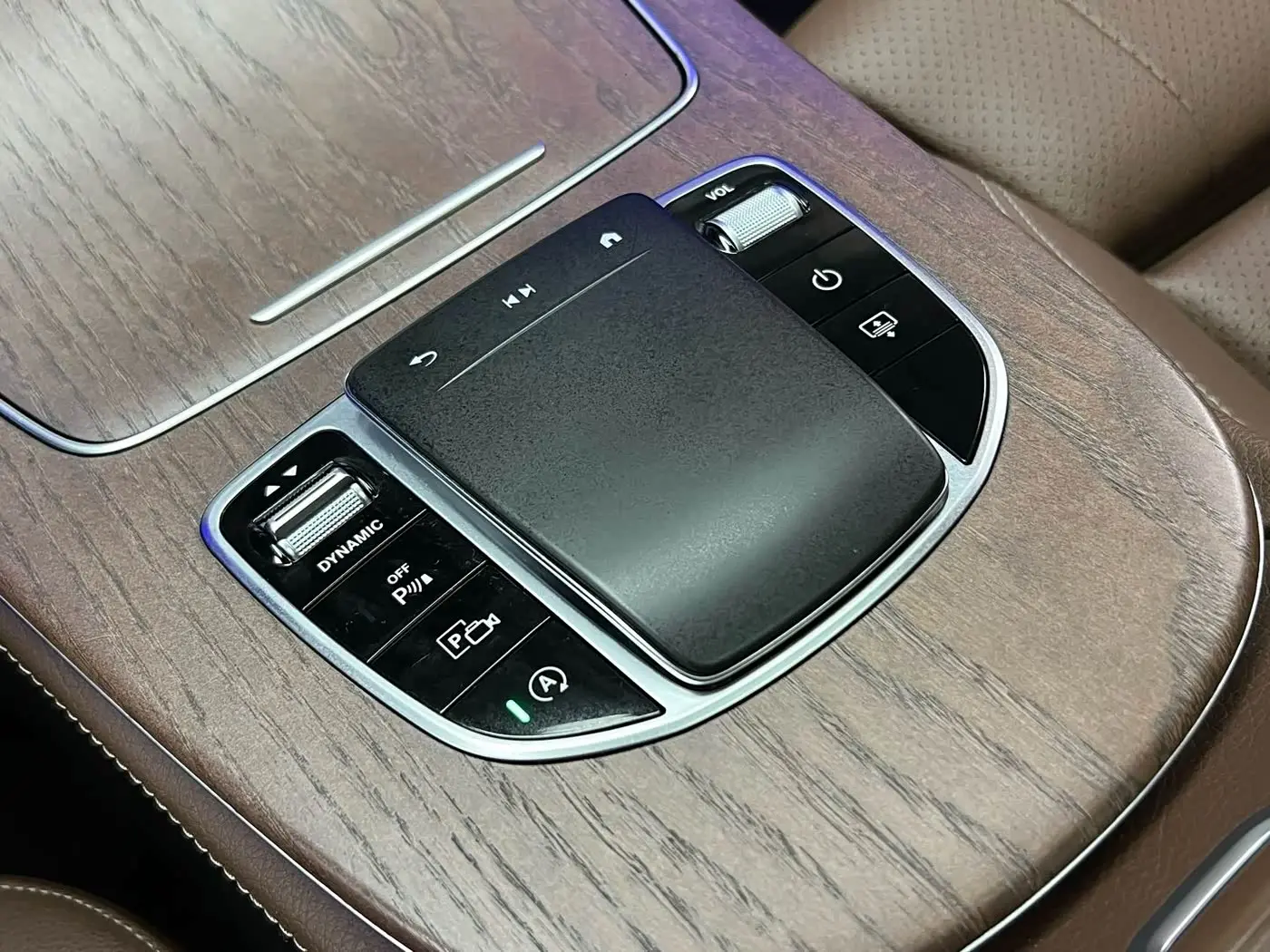 Mercedes-Benz E-Class 2022 — Фото 15/20