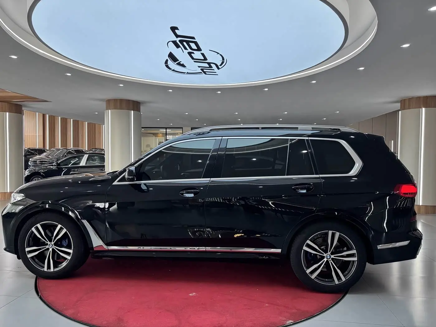 BMW X7 2019 — Şəkil 8/20