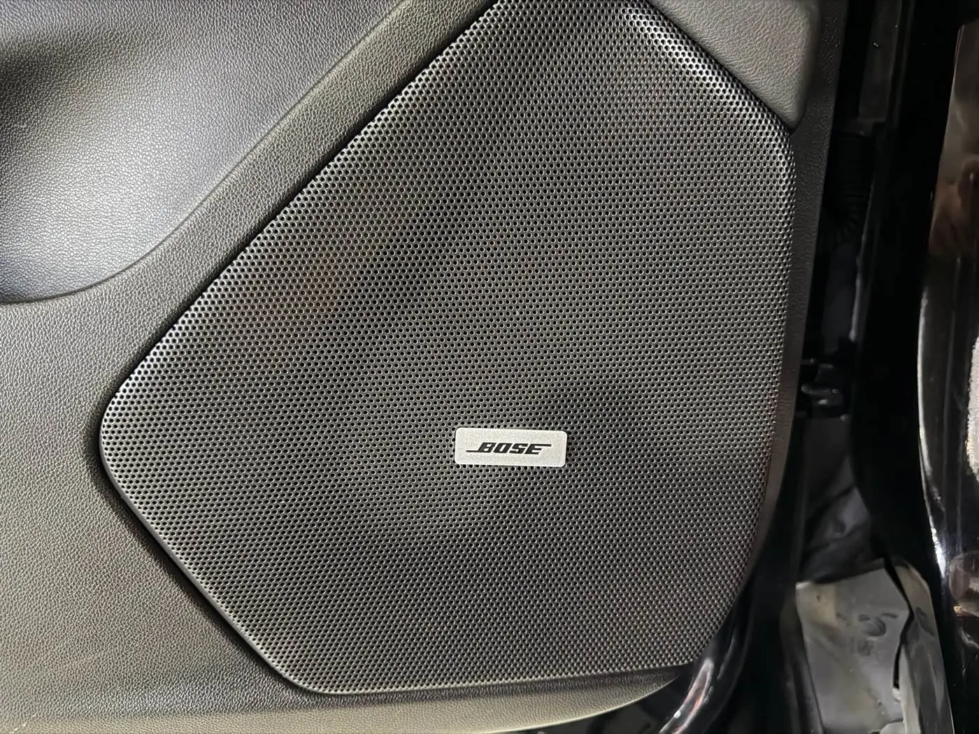 Cadillac XT6 2024 — Şəkil 16/20